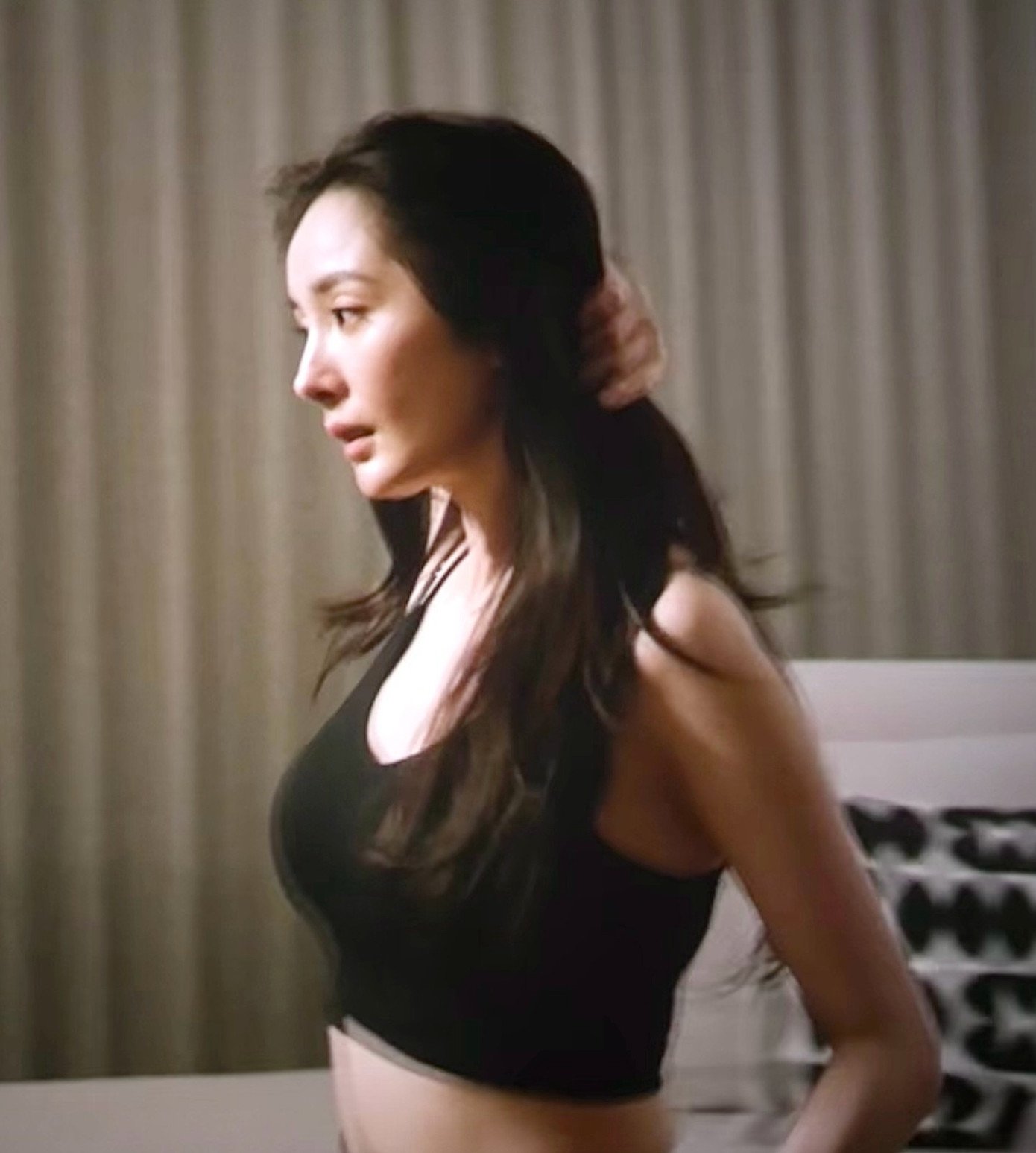 Khán giả cho rằng Dương Mịch phải khoe thân trên màn ảnh, nhân vật của cô không được đầu tư xây dựng chỉn chu.