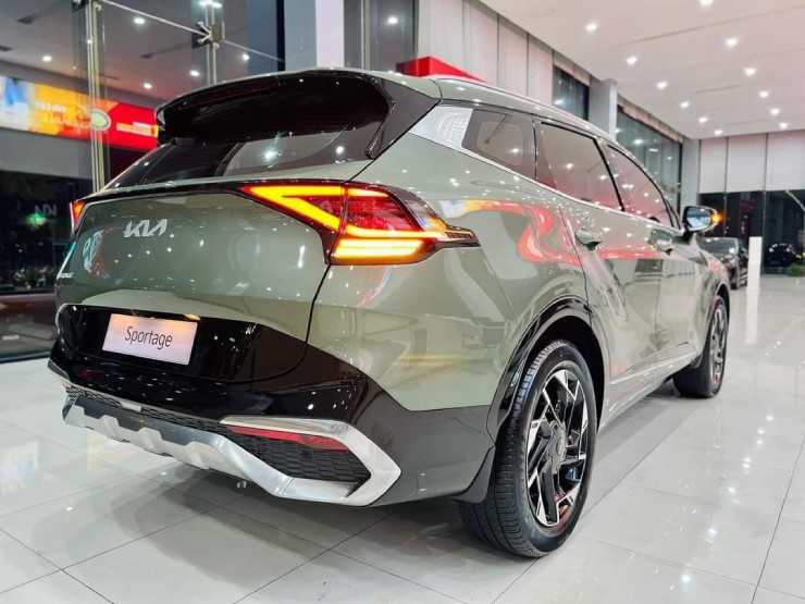 Honda CR-V có gì sánh cạnh với KIA Sportage? - 5