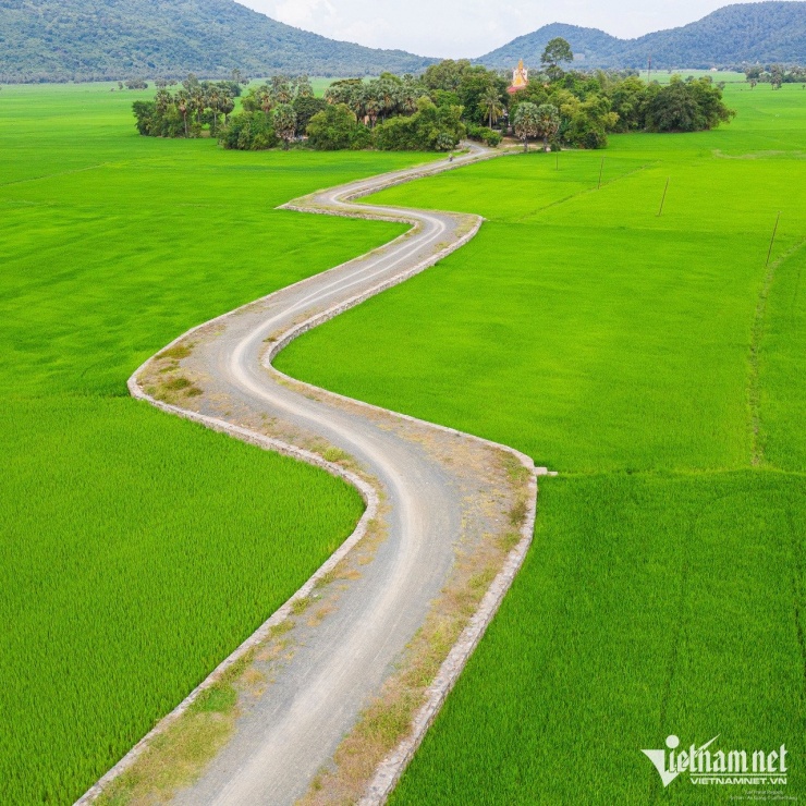 Cảnh sắc ba miền đất nước nhìn từ trên cao - 8