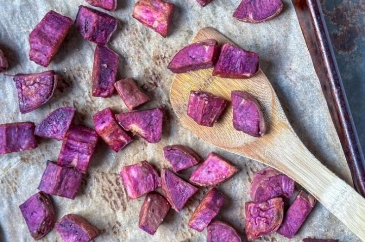 Khoai lang tím dễ tìm ở chợ Việt lại tốt cho sức khỏe. (Ảnh minh họa:VietNamNet)