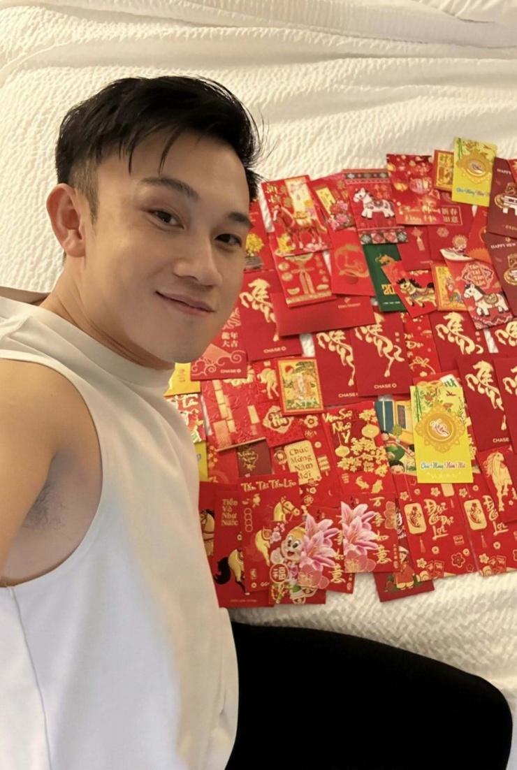 Ảnh sao 23/2: Nhật Kim Anh cùng hai con khai xuân - 8