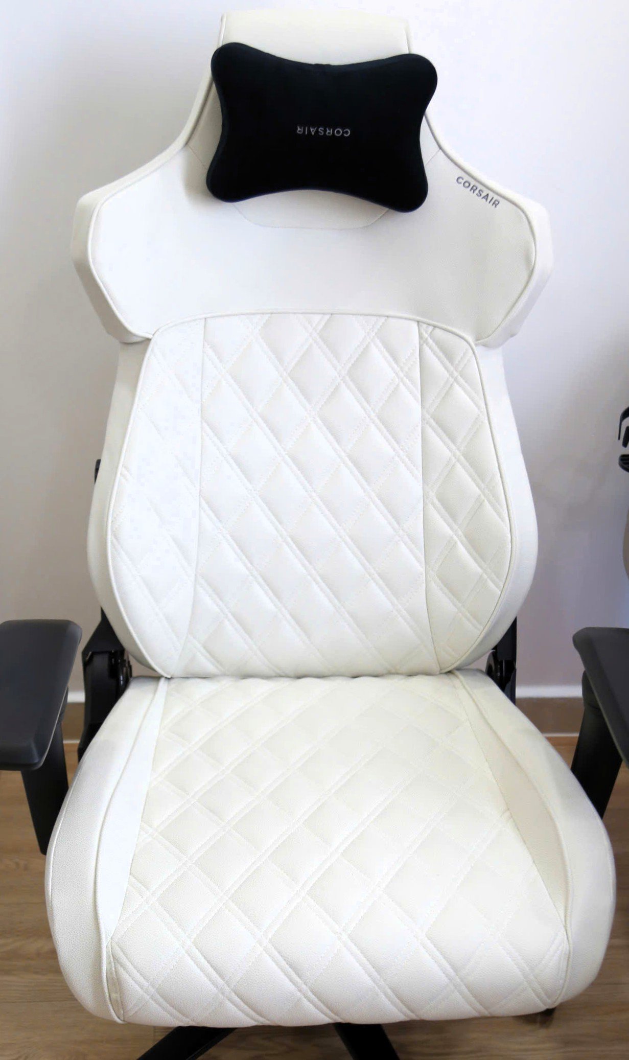 Corsair&nbsp;TC500 Luxe phiên bản màu trắng.