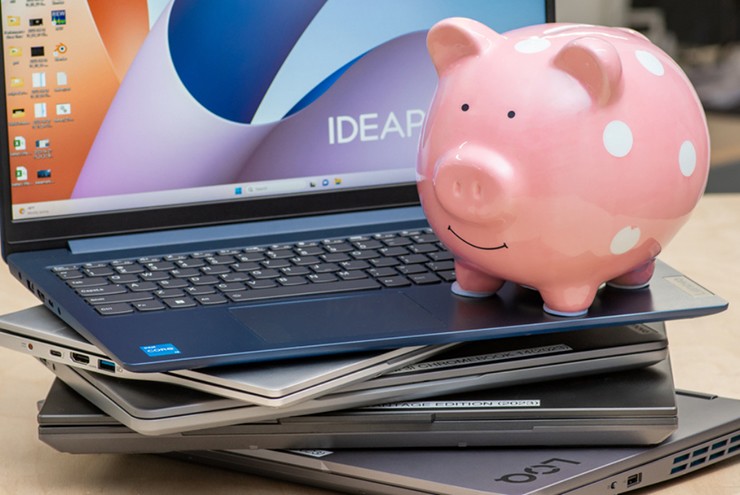 Laptop giá rẻ không còn là sân chơi của Windows và Chromebook...