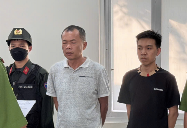 Cơ quan CSĐT Công an TP.HCM bắt khẩn cấp đối với Vũ và Nghĩa. (Ảnh Công an TP.HCM)