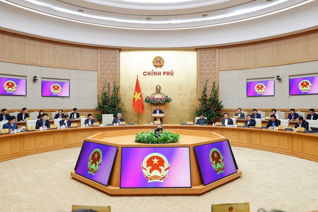 Thủ tướng Chính phủ Phạm Minh Chính chủ trì họp Thường trực Chính phủ đánh giá tình hình Tết Nguyên đán Bính Ngọ 2026 và triển khai các nhiệm vụ trọng tâm sau Tết. Ảnh: VGP/Nhật Bắc