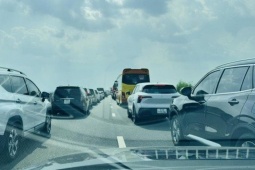 Va chạm liên hoàn trên cao tốc Phan Thiết - Dầu Giây