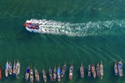 Cảnh sắc ba miền đất nước nhìn từ trên cao