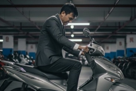 Xe máy đề dai khó nổ sau kỳ nghỉ Tết dài ngày, khắc phục ra sao?