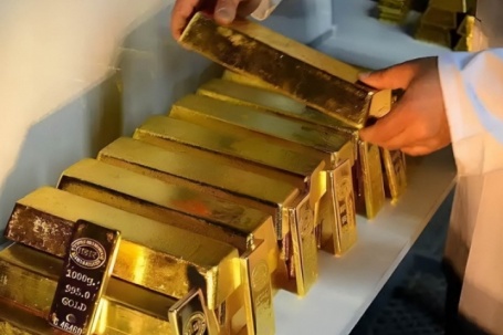 Giá vàng 2026 có thể lên 7.300 USD/ounce: Phố Wall đang đặt cược vào điều gì?