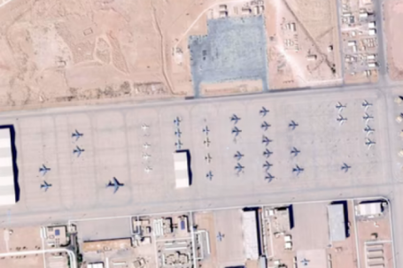 Ảnh vệ tinh hé lộ Mỹ triển khai thêm hàng chục chiến đấu cơ bao quanh Iran