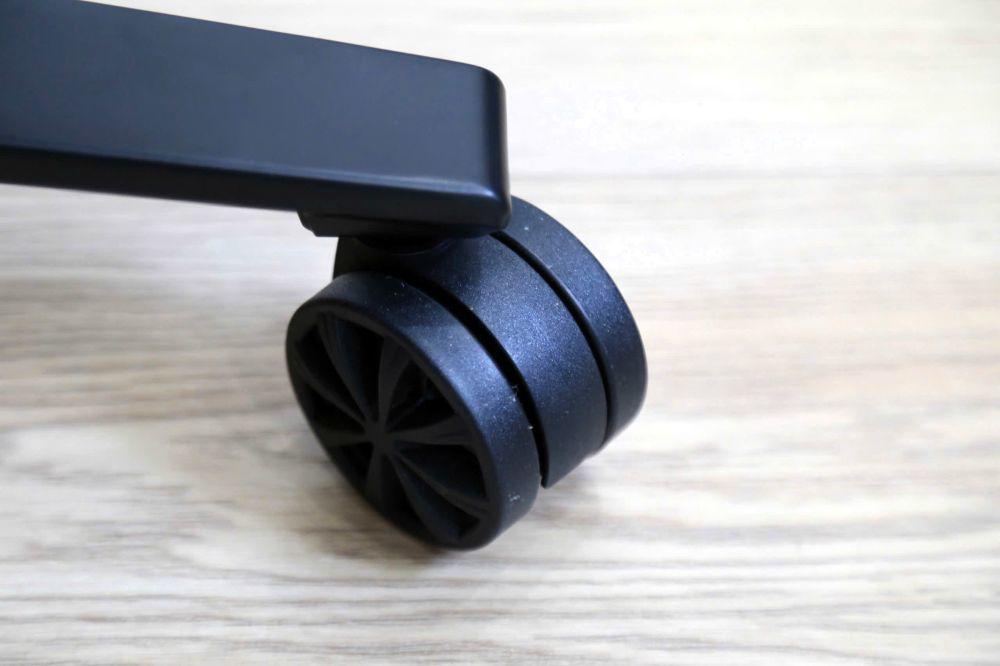 Nhiều chi tiết hỗ trợ ngã lưng ghế/khóa độ ngã, lực nâng phần lưng, tay vịn xoay 4D,...