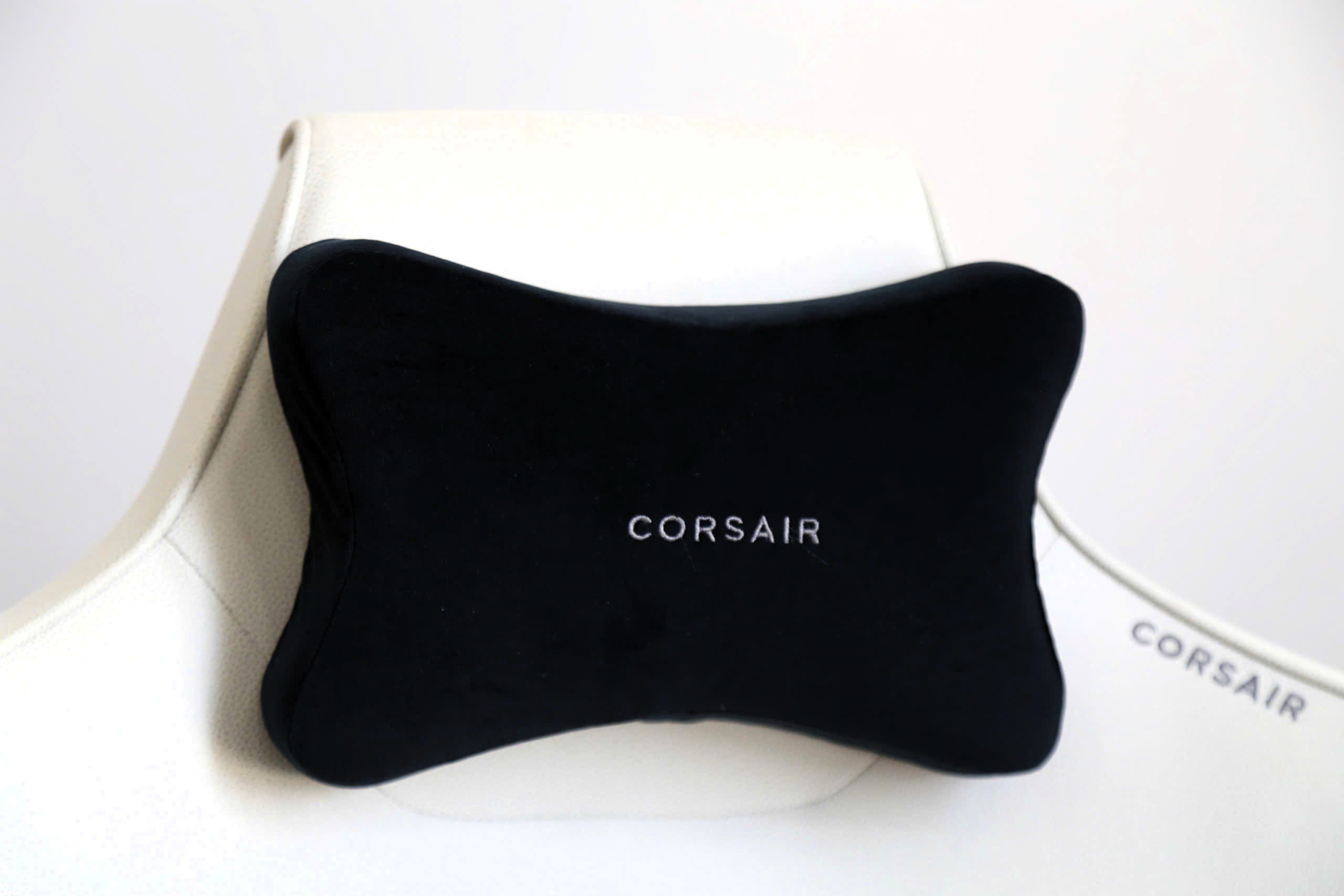 Tựa đầu kết nối bằng lực hút nam châm.