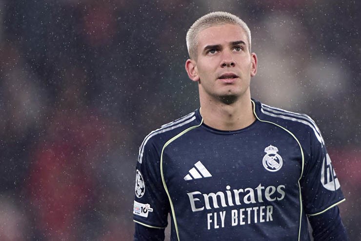 Franco Mastantuono đang gặp khó ở Real Madrid