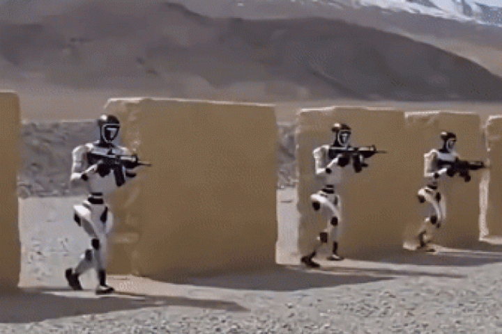 Sự thật phía sau video robot Trung Quốc tập bắn súng, chiến đấu như con người