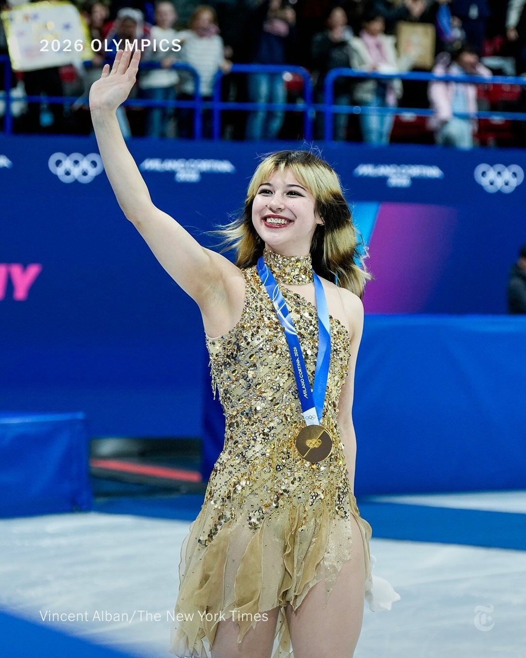 "Thiên thần sân băng" Alysa Liu giành HCV Olympic môn trượt băng. Ảnh: Getty, The New York Times.