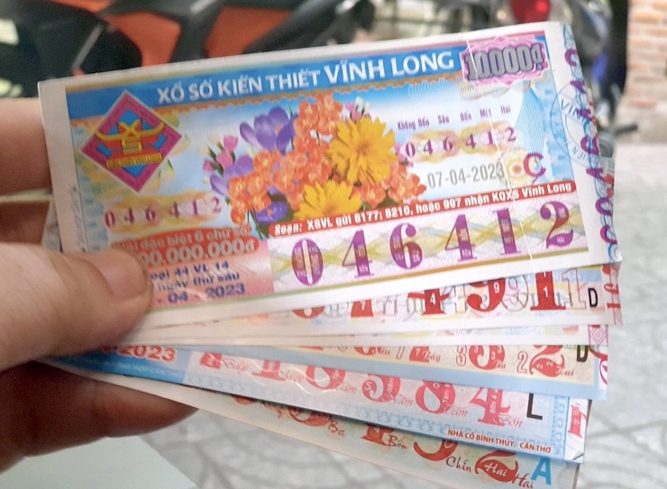 Các công nhân đã khởi kiện ông chủ của mình vì không chia tiền tờ vé số trúng thưởng như đã hứa. Ảnh minh họa