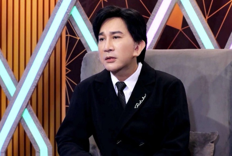 Nghệ sĩ Ưu tú Kim Tử Long trải qua 3 cuộc hôn nhân. (Ảnh: NSX)