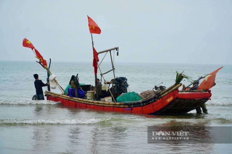 Sau Tết, ngư dân xã Hoằng Thanh vươn khơi “hái lộc” biển. Ảnh: HD