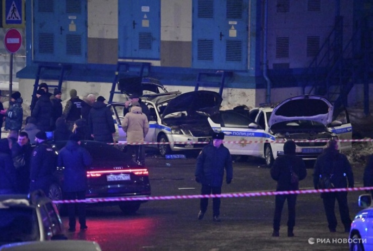 Giới chức Nga phong tỏa hiện trường vụ nổ. Ảnh: RiaNovosti