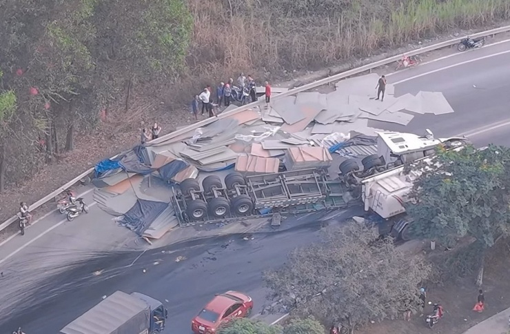 Hiện trường vụ tai nạn nhìn từ trên cao