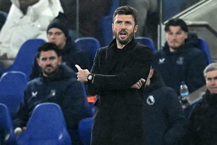 Carrick úp mở cho Sesko đá chính trở lại, khen MU thủ hay ở đẳng cấp hàng đầu