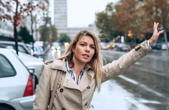 Công ty bảo hiểm AllClear chỉ ra rằng gần 1/3 các vụ lừa đảo diễn ra tại sân bay. Ảnh minh họa: bernardbodo - stock.adobe.com