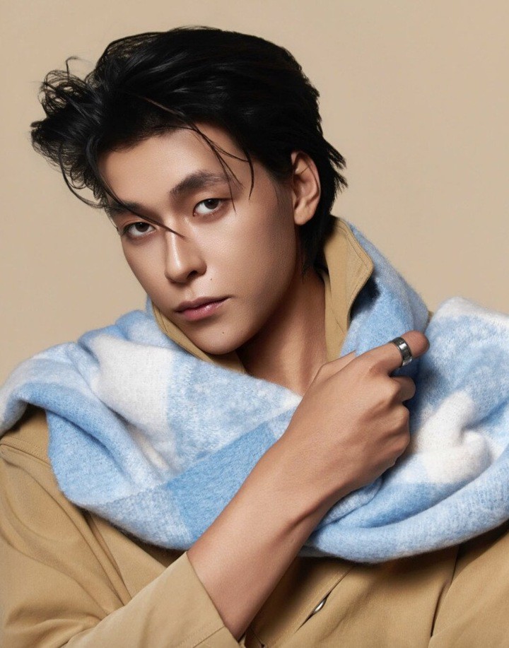 Điều ít biết về mỹ nam cao 1m92 đóng chính phim đang dẫn đầu phòng vé Việt - 2