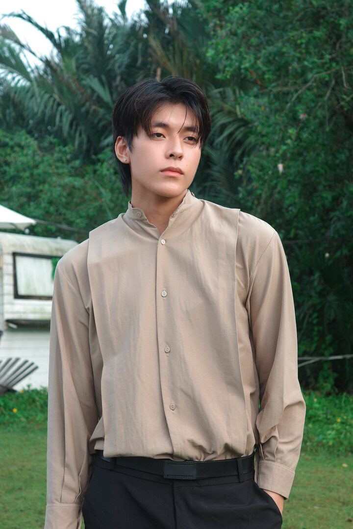 Điều ít biết về mỹ nam cao 1m92 đóng chính phim đang dẫn đầu phòng vé Việt - 5