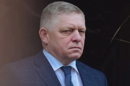 Nóng: Slovakia ngừng cung cấp điện cho Ukraine