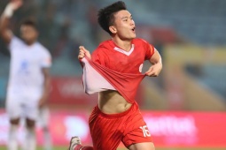 Trực tiếp bóng đá Thể Công Viettel - Nam Định: Chủ nhà khai thông bế tắc (V-League)