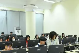 Thi tốt nghiệp THPT trên máy tính: Nhiều thách thức