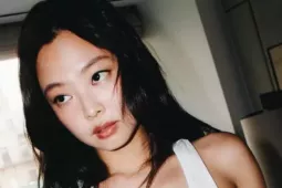 Jennie (BlackPink) bị chỉ trích dữ dội