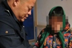 Chiếc tủ lạnh cũ bị bán phế liệu, mẹ giục con trai gọi công an