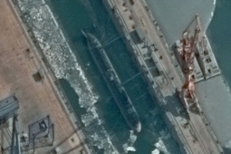 Tàu ngầm hạt nhân mới của Trung Quốc lần đầu lộ diện