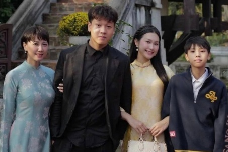 Mẹ vợ Đoàn Văn Hậu tiếp tục gây chú ý