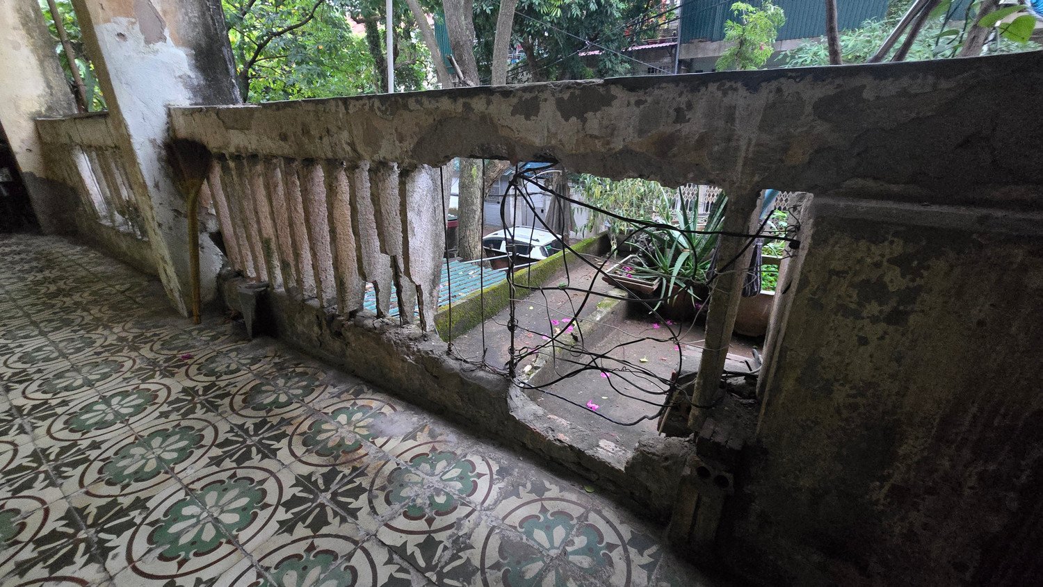 Theo kế hoạch, tại ô đất của khu tập thể 3 tầng sẽ đầu tư xây dựng 3 tòa nhà cao 34 tầng, trong đó từ tầng 5 trở lên là căn hộ ở. Toàn bộ cư dân của khu tập thể sẽ được bố trí tái định cư tại chỗ.