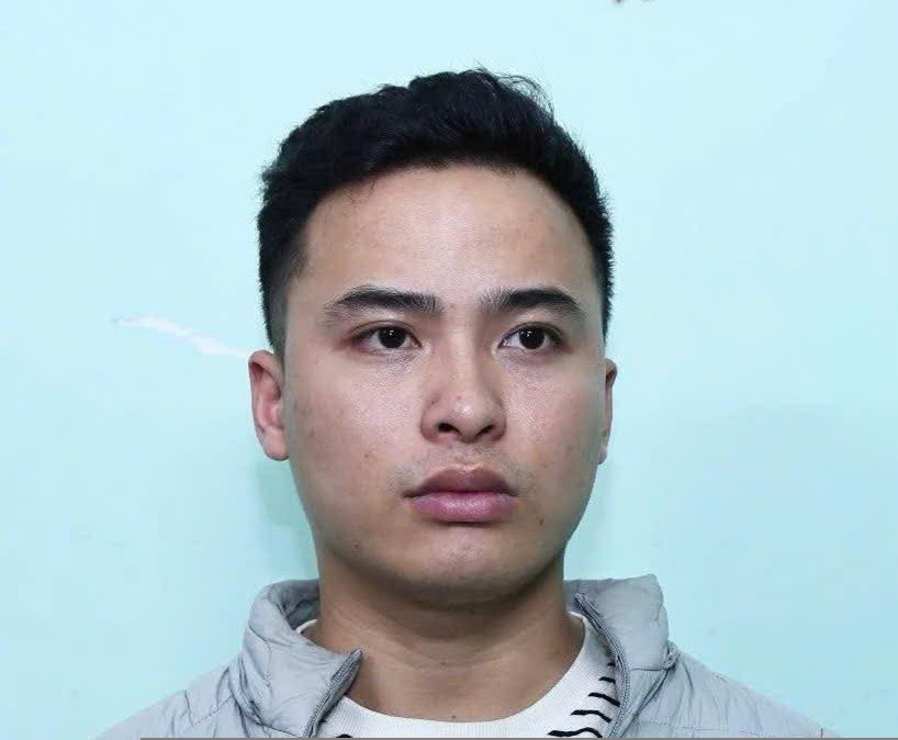 Bắt giam đối tượng kéo kính ôtô làm kẹt tay, kéo lê CSGT tại Tuyên Quang - 1