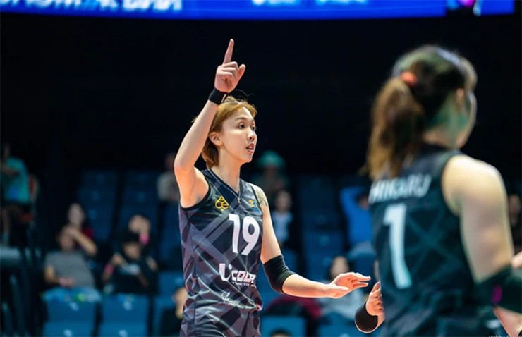 Lý Thị Luyến gây tranh cãi vì chiều cao quá ấn tượng