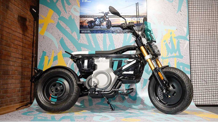 Xe điện BMW CE 02 đi hàng trăm kilomet một lần sạc, giá hợp lý - 2