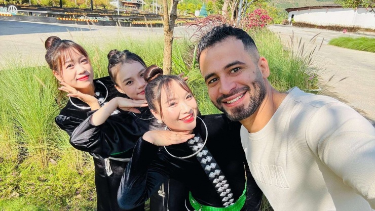 Saleem Hammad yêu Tết, văn hóa Việt Nam. (Ảnh: FNV)