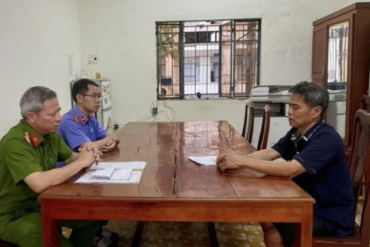 Vạch mặt người chồng giết vợ bằng điện lưới