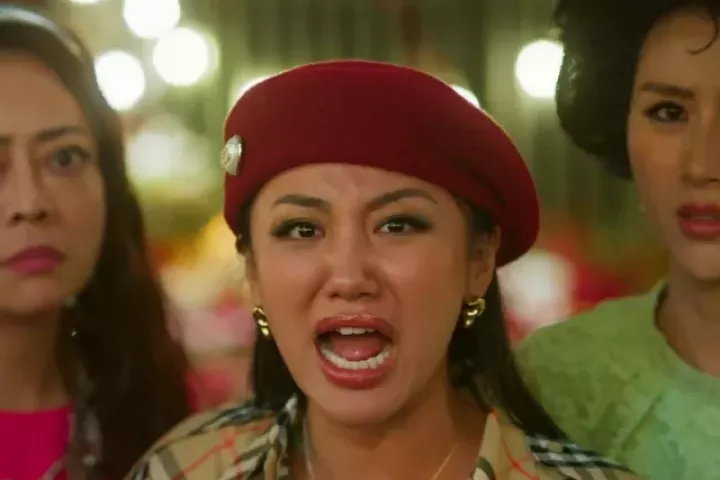 'Thỏ ơi' vượt 300 tỷ đồng