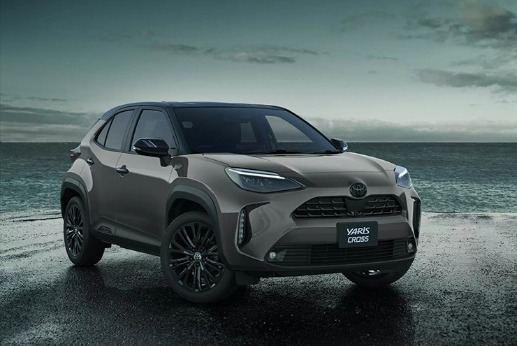 Toyota làm mới Yaris và Yaris Cross: nâng cấp tiện nghi, thêm hộp số sàn