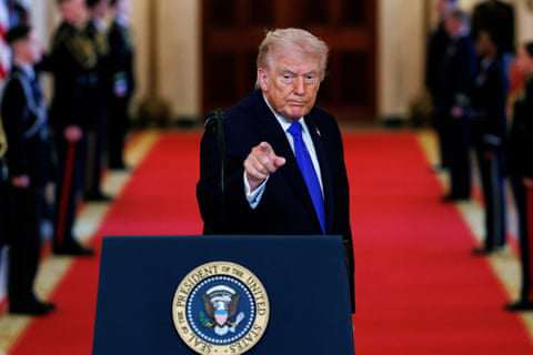 Điểm nóng xung đột ngày 25-2: Đằng sau quyết định của ông Donald Trump về Iran - 1