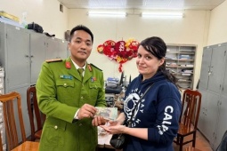 Lời khai tài xế xe ôm bị tố 'chặt chém' nữ du khách người Mỹ