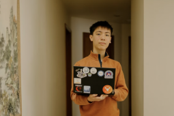 Những doanh nhân tuổi teen kiếm bộn tiền nhờ AI