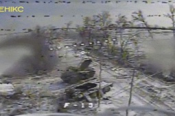 Video UAV Ukraine bắn cháy pháo BM-21 và hàng loạt phương tiện Nga ở Lyman