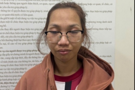 Nữ tạp vụ hẹn nam sinh viên tới nhà nghỉ rồi dùng dao tấn công nhằm quỵt nợ