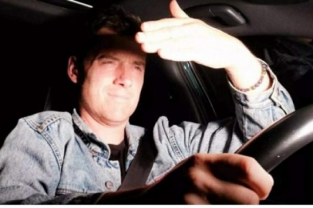 Tranh cãi vì đèn pha ô tô quá sáng