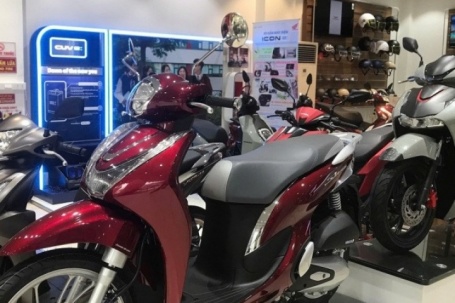 Sau Tết, giá xe máy Honda SH vẫn chênh cao đến 17 triệu đồng, Yamaha giảm nhẹ